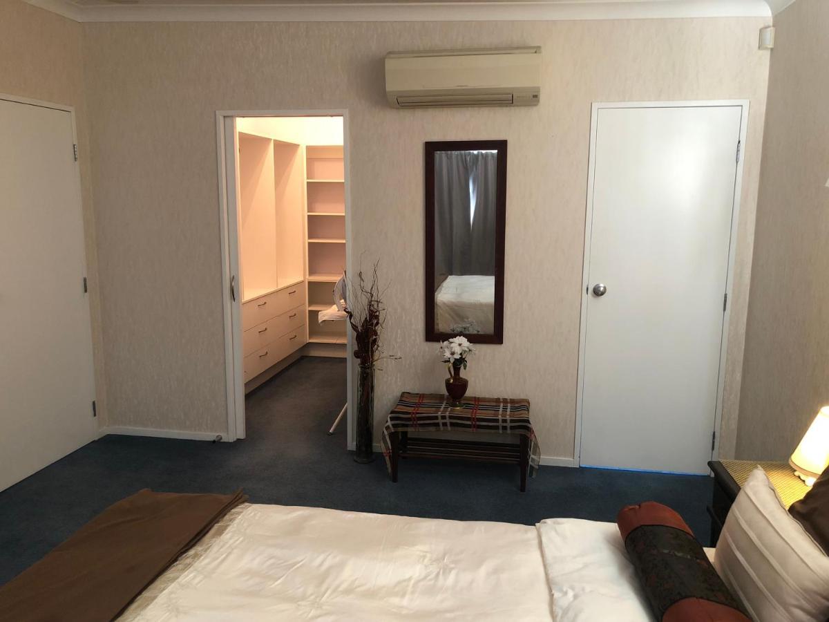 A Cozy Room With It'S Own Privacy Upper Hutt Eksteriør bilde